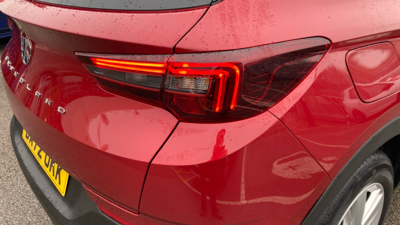 Vauxhall Grandland 1.2 Turbo SE 5dr Petrol Hatchback